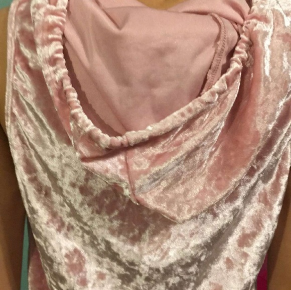 Silky crop top - Picture 3 of 3